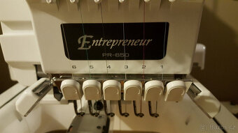 jako nový, 6jehlový vyšívací stroj Brother PR-650 Embroidery - 2