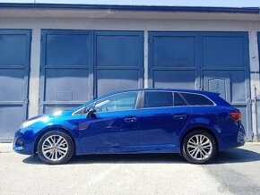 Toyota Avensis 2.0D-4D/105kW 1.maj, servisní knížka - 2