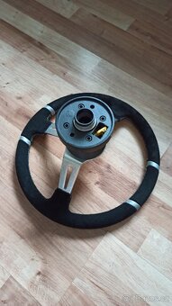 Sportovní Volant + originální náboj - 2