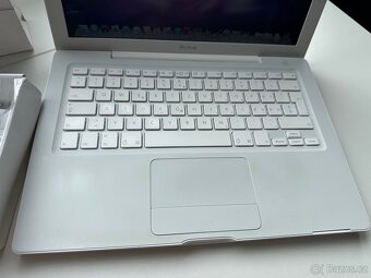 Apple macbook a 1181 2007 - 2