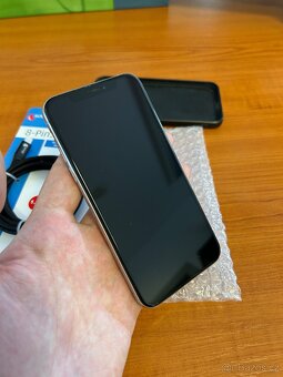 Prodám iPhone XS 64gb (100% kondice baterie) - 2