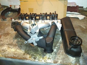 Škoda 100/110 - hlava motoru - 2