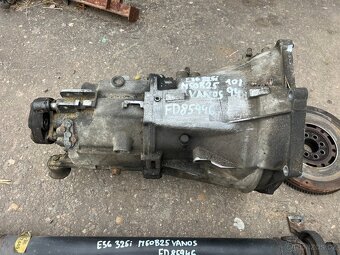 BMW E36 325i M50B25 Manuál set - 2