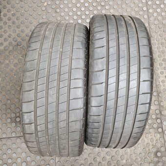 2x Letní 225/40 R19 5mm BRIDGESTONE - 2