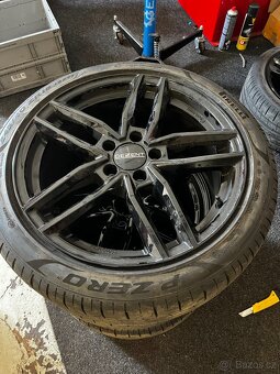 DEZENT TR (ČERNÝ) 8.5X18 ET56 5X112 zánovní - 2