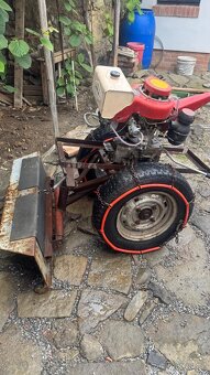 Traktor Robi - 2