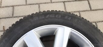 VW alu kola R15 5x100 + zimní pneu 185/60 - 2