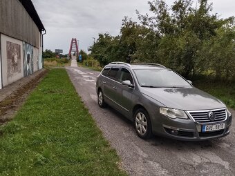 Volkswagen Passat B6 - 2