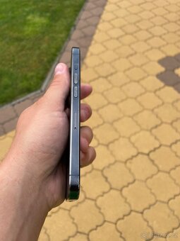 Iphone 15 pro 128GB s prasklým displejem - 2