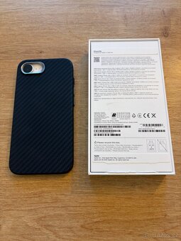 IPhone 16e, bílý 128gb - 2