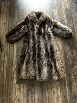 Kožich z pravé mývalí kožešiny - 2