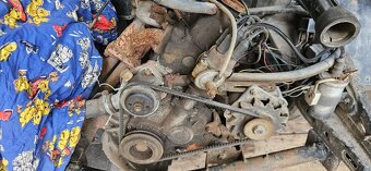 Škoda 120 motor s převodovkou - 2