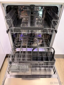 Vestavěná Myčka nadobí Electrolux 60cm - 2