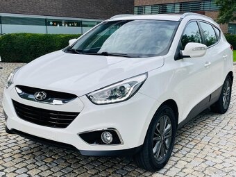 Hyundai ix35 2.0CRDi 4x4 FACELIFT VYHŘEV SERVISKA TAŽNÉ - 2