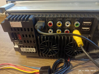 Prodám nové 4Core 2+32G autorádio WIFI GPS BT pro Ford - 2