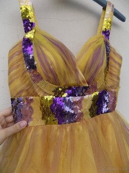 plesové,party šaty v.38-40 - 2