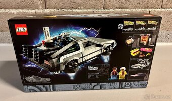 Lego Icons 10300 - Stroj času z Návratu do budoucnosti - 2