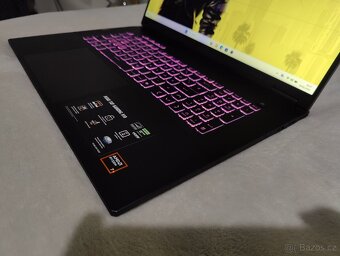 Herní notebook 18" Asus tuf z RTX 5070 - 2
