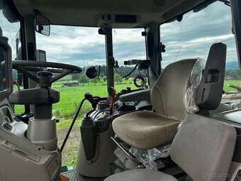 John Deere 6130M + čelní nakladač - 2