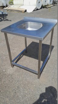 Nerezový dřez ( stůl ) 70x70x85 cm - 2