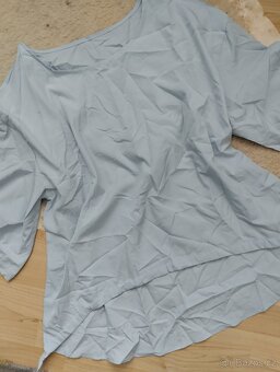 Halenka vel 42-44 nová - 2