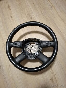Multifunkční kožený volant Audi Q7 4L - 2