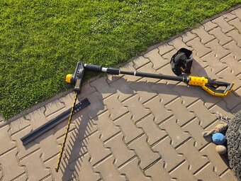 Prodám aku plotostřih DeWALT - 2