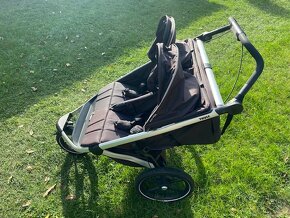 Thule Urban Glide 2 double z roku 2023 - 2