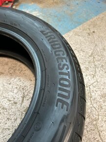 Bridgestone 205/60R16 92H - 2