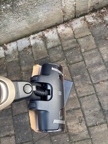 Tyčový vysavač elektrolux well q7 - 2