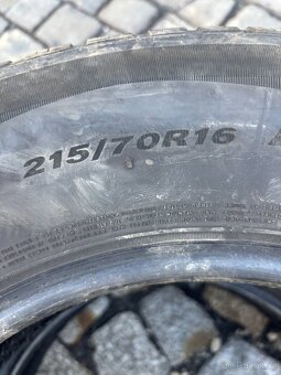 Nexen 215/70 R16 Zimní pneumatiky - 2