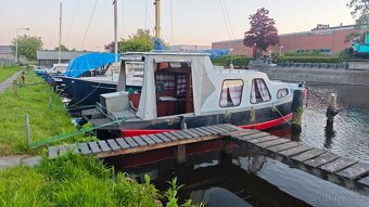 SLEVA Kajutová motorová loď - jako chata v Holandsku - 2