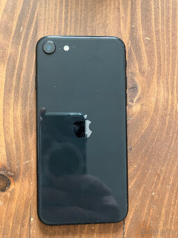 Iphone SE 2020 64GB černý - 2