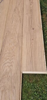 18,8 m2 dubová podlaha Montifloor Premium - 2