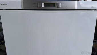 Mrazák 6 šup. Privileg energiesparer NoFrost. - 2