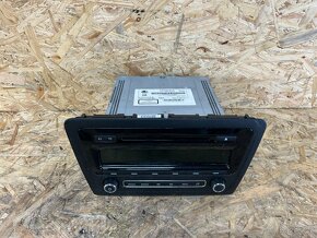 RÁDIO ŠKODA RAPID 5J0035161E - 2