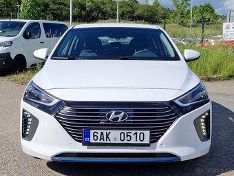 Hyundai IONIQ 1.6 HEV first edition rok 2017 1.majitel - 2