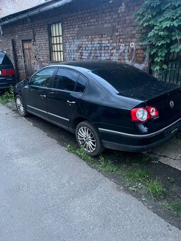 Volkswagen Passat B6 - 2