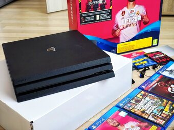 PlayStation 4 pro - 2
