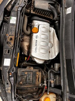 Opel zafira 1.8 - 2