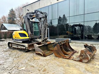 MECALAC 10 MCR KOLÉBKOVÝ BAGR - 2