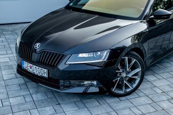 Škoda Superb / 2.0 TDI / 4x4 - 2