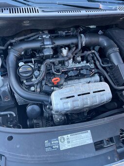 Prodám VW Touran 1.4 tsi HIGHLINE 103 kW - 2