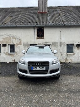 Audi Q7 4L 3.O TDI Quattro - 2