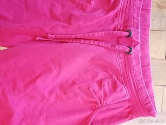 Prodám kalhoty pod kolena vel.L - 2