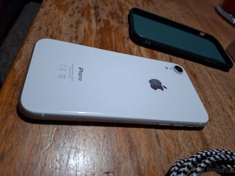 Iphone XR 64GB - 2