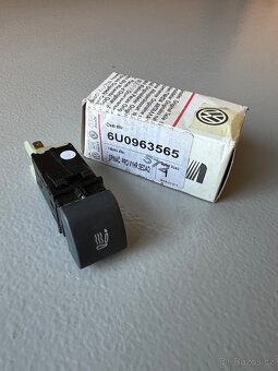 ŠKODA FELICIA: nepoužité díly - 2