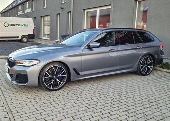 BMW Řada 5 530d xDrive,M Sport,ČR,1.Maj. - 2