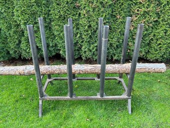 Stojan na řezání dreva - 2