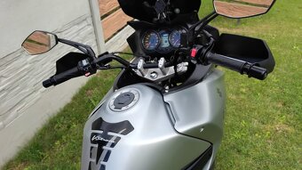Suzuki dl 650 v strom - 2